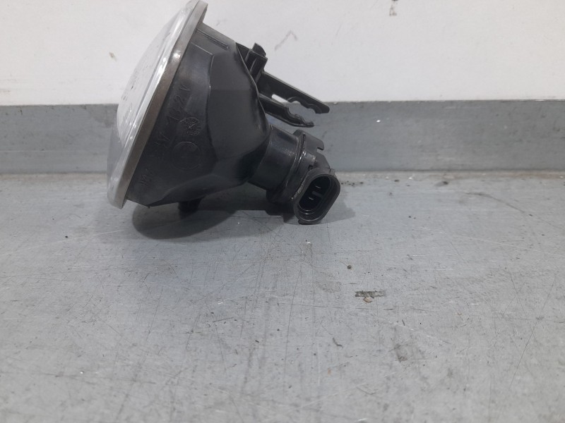 Recambio de faro antiniebla derecho para renault clio iv (bh_) 1.5 dci 75 referencia OEM IAM 261500097R  