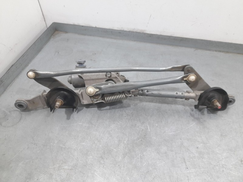 Recambio de motor limpia delantero para toyota corolla (e21) hybrid active referencia OEM IAM 8511012C80  