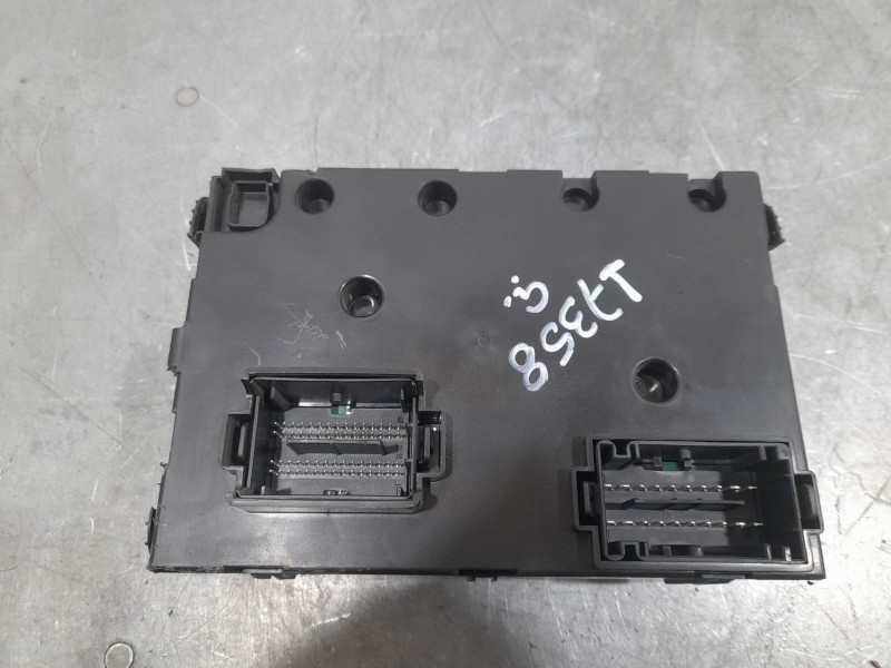 Recambio de caja reles / fusibles para fiat tipo hatchback (356_, 357_) 1.3 d (356hxh1a) referencia OEM IAM 521337120  