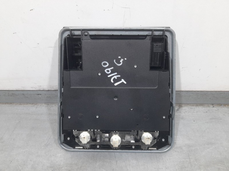 Recambio de luz interior para bmw 3 (e90) 325 i referencia OEM IAM 6932827  