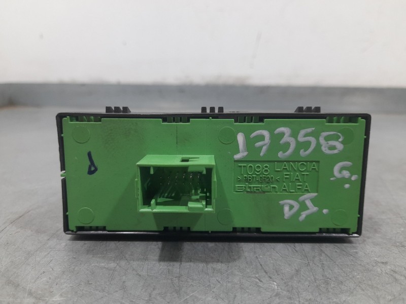 Recambio de mando elevalunas delantero izquierdo para fiat tipo hatchback (356_, 357_) 1.3 d (356hxh1a) referencia OEM IAM 73563