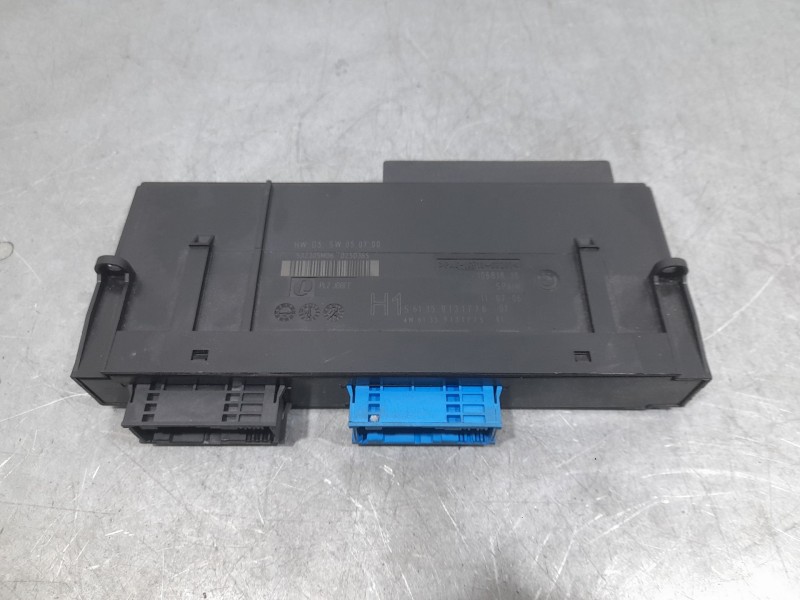 Recambio de modulo electronico para bmw 3 (e90) 325 i referencia OEM IAM 61359131776  