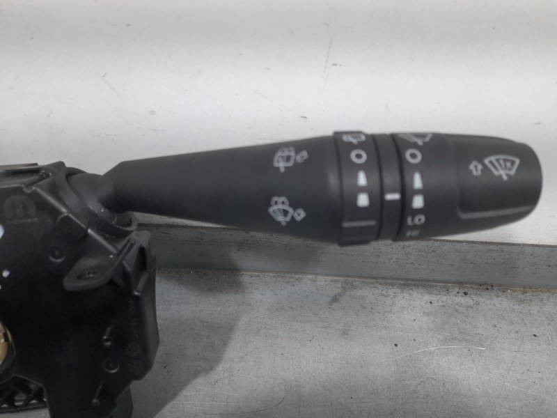 Recambio de mando luces y limpia para fiat tipo hatchback (356_, 357_) 1.3 d (356hxh1a) referencia OEM IAM 7357209830  