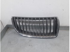 REJILLA DELANTERA 7120010 DELANTERA DERECHA 