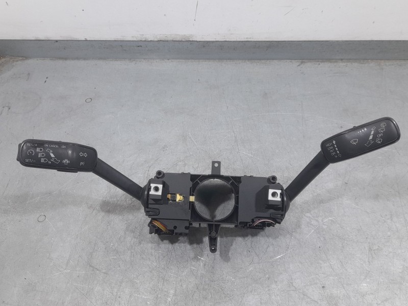 Recambio de mando luces y limpia para seat ibiza v (kj1, kjg) 1.0 mpi referencia OEM IAM 2Q0953507CQ  