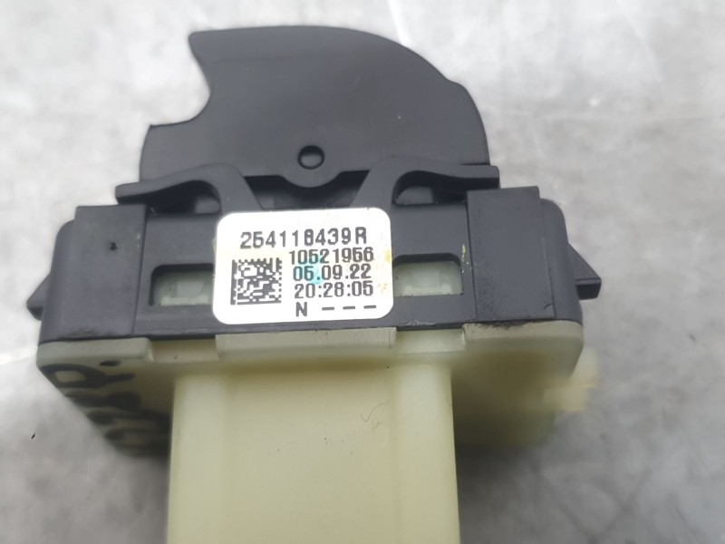 Recambio de mando elevalunas trasero izquierdo para dacia sandero stepway essential referencia OEM IAM 254118439R  