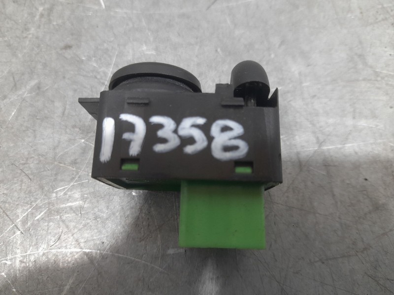 Recambio de mando retrovisor para fiat tipo hatchback (356_, 357_) 1.3 d (356hxh1a) referencia OEM IAM B569 24819 