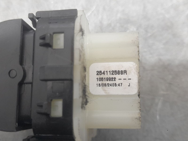Recambio de mando elevalunas delantero izquierdo para dacia sandero iii 1.0 tce 100 eco-g referencia OEM IAM 254112588R DELANTER