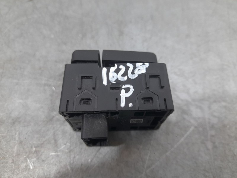 Recambio de mando retrovisor para dacia sandero stepway essential referencia OEM IAM 255703737R  