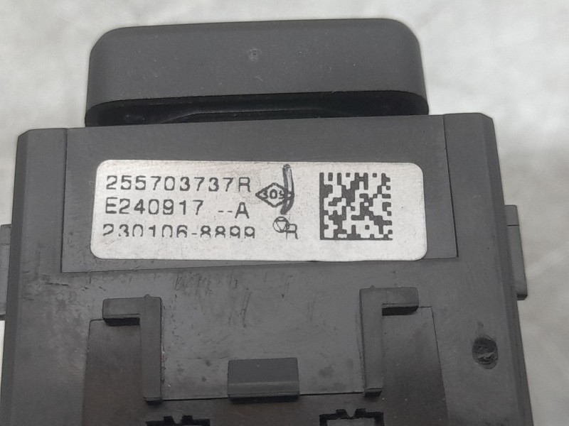 Recambio de mando retrovisor para dacia sandero stepway essential referencia OEM IAM 255703737R  