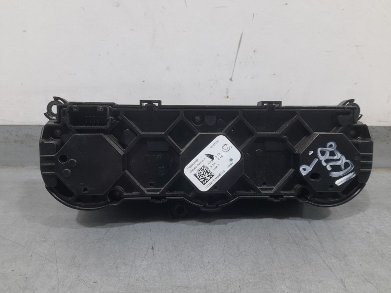 Recambio de mando calefaccion / aire acondicionado para dacia sandero stepway essential referencia OEM IAM 275006270R  