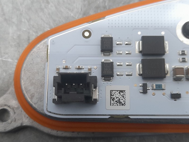 Recambio de centralita luces para dacia sandero iii 1.0 tce 100 eco-g referencia OEM IAM VP00218061 DERECHA 