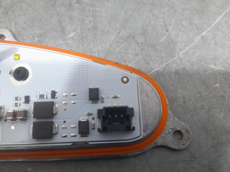 Recambio de centralita luces para dacia sandero iii 1.0 tce 100 eco-g referencia OEM IAM VP00218062 IZQUIERDA 