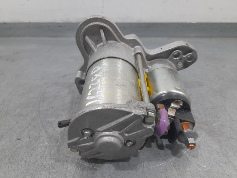 Recambio de motor arranque para dacia sandero stepway essential referencia OEM IAM 233008820R KR3S11000AA COMSTAR