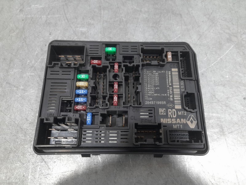 Recambio de caja reles / fusibles para dacia sandero iii 1.0 tce 100 eco-g referencia OEM IAM 284B71965R  