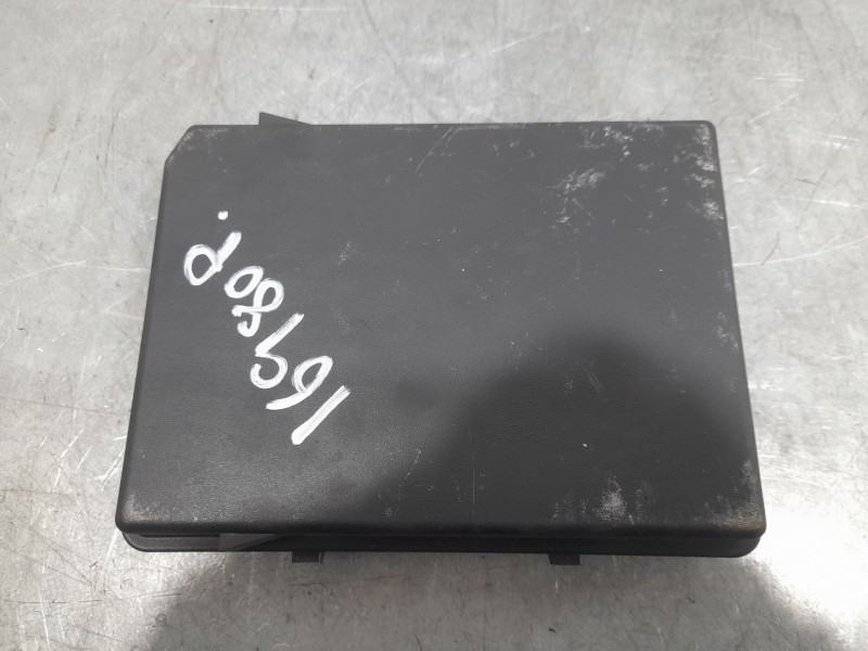 Recambio de caja reles / fusibles para dacia sandero iii 1.0 tce 100 eco-g referencia OEM IAM 284B71965R  