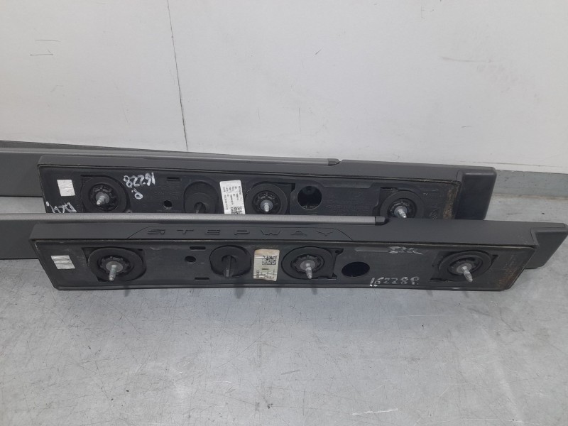 Recambio de barras techo para dacia sandero stepway essential referencia OEM IAM 738204307R 738216950R 