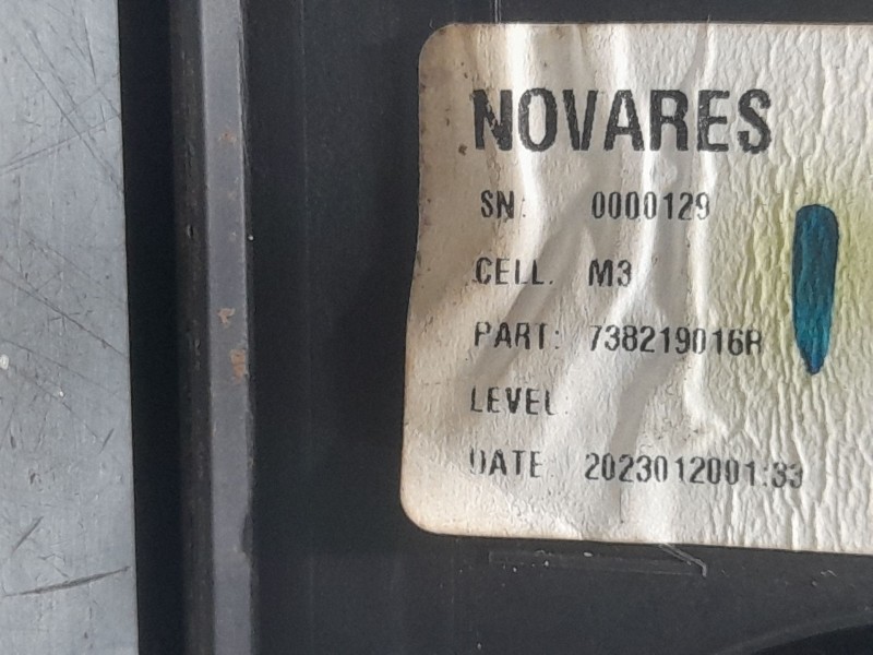 Recambio de barras techo para dacia sandero stepway essential referencia OEM IAM 738204307R 738216950R 