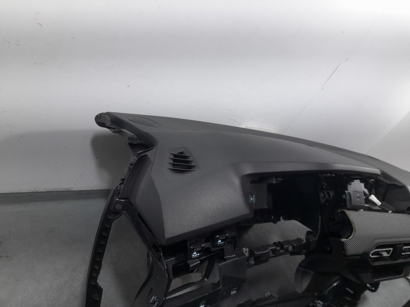 Recambio de kit airbag para dacia sandero iii 1.0 tce 100 eco-g referencia OEM IAM 985701003R C/SALPICADERO Y PRETENSORES 