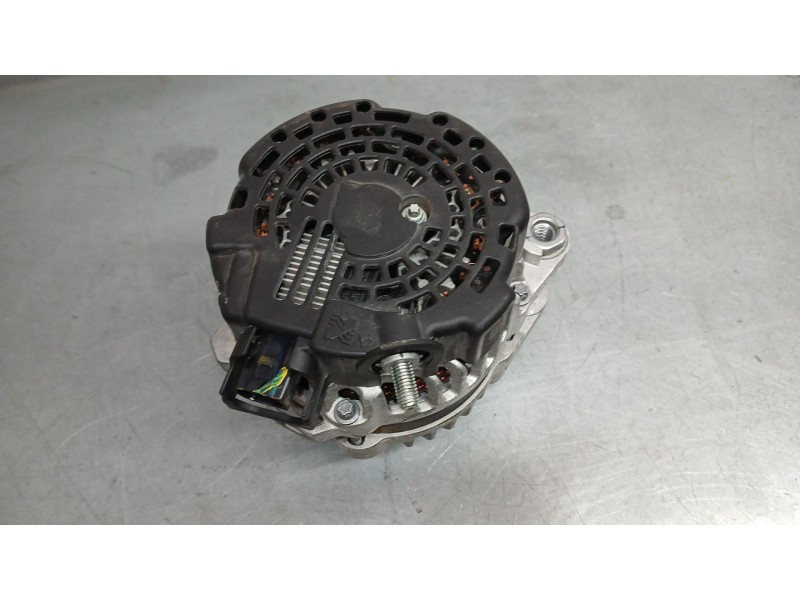 Recambio de alternador para hyundai i20 iii (bc3, bi3) 1.2 referencia OEM IAM 3730007500 BORGWARNER 61008428