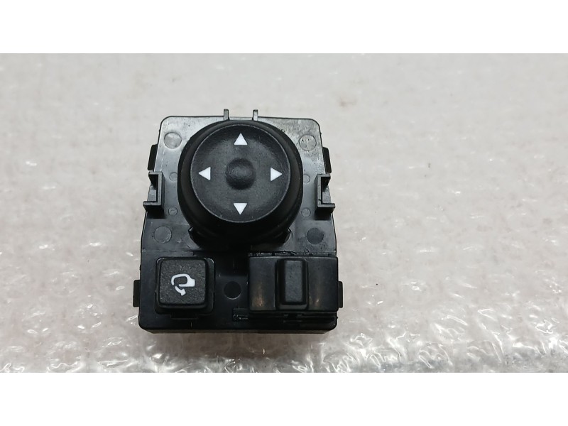 Recambio de mando retrovisor para hyundai i20 iii (bc3, bi3) 1.2 referencia OEM IAM 93530BV010  