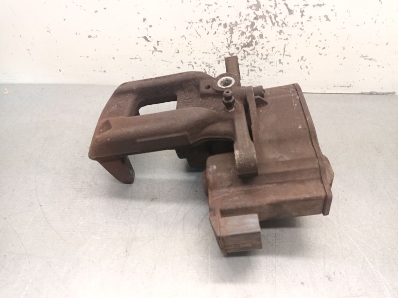 Recambio de pinza freno trasera derecha para citroën c4 picasso ii 1.6 bluehdi 120 referencia OEM IAM 1608999680  