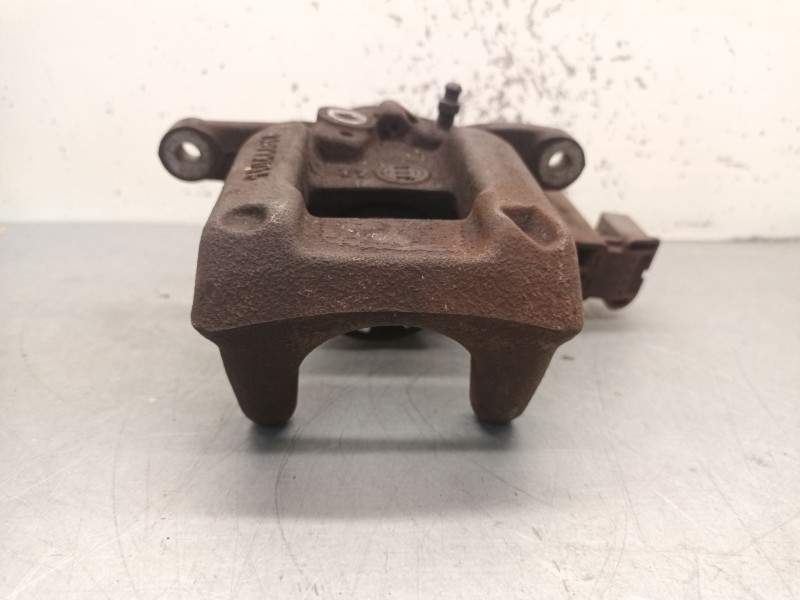 Recambio de pinza freno trasera derecha para citroën c4 picasso ii 1.6 bluehdi 120 referencia OEM IAM 1608999680  