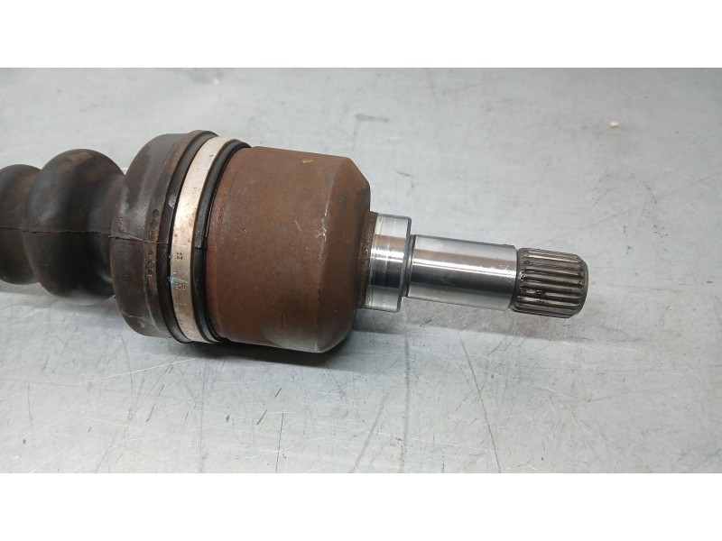 Recambio de transmision delantera izquierda para peugeot 307 sw (3h) 1.6 16v referencia OEM IAM 9637378080  