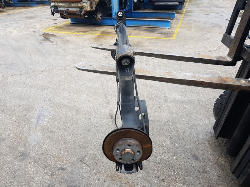 Recambio de puente trasero para volkswagen polo v (6r1, 6c1) 1.4 (6r1) referencia OEM IAM 6R0500051B DISCOS C/ABS Y 5 TORNILLOS 