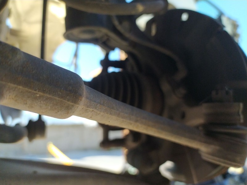 Recambio de mangueta delantera derecha para kia rio iii (ub) 1.2 cvvt referencia OEM IAM 517161W001  