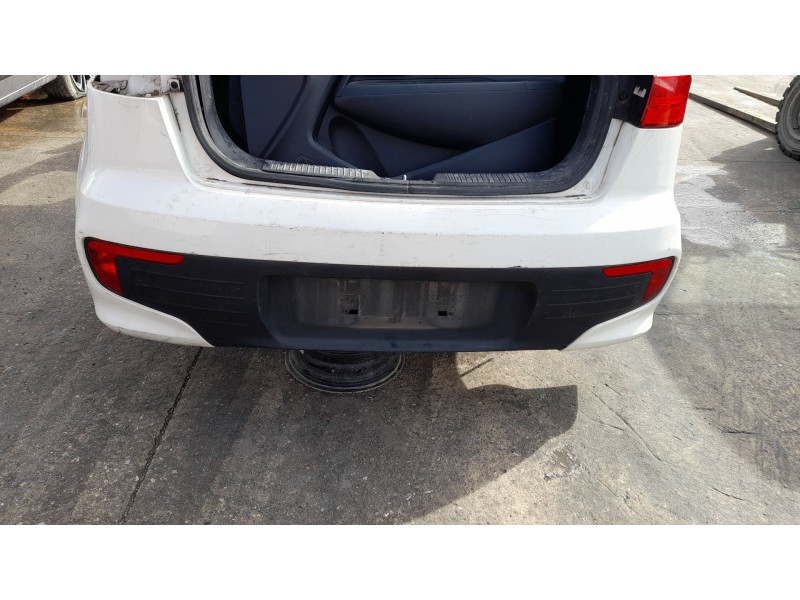 Recambio de paragolpes trasero para kia rio iii (ub) 1.2 cvvt referencia OEM IAM 866111W700 ROZADO 