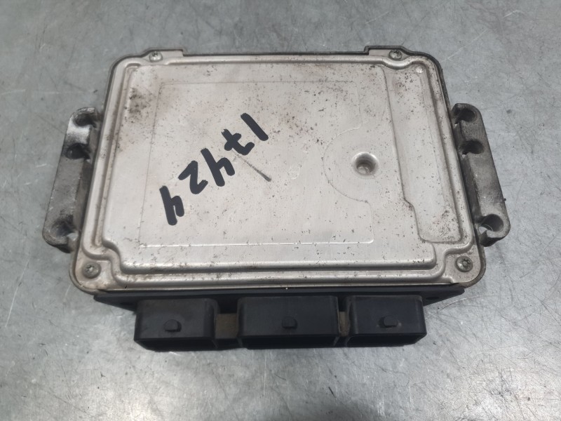 Recambio de centralita motor uce para ford focus ii (da_, hcp, dp) 1.6 tdci referencia OEM IAM 5M5112A650LB 0281012486 BOSCH