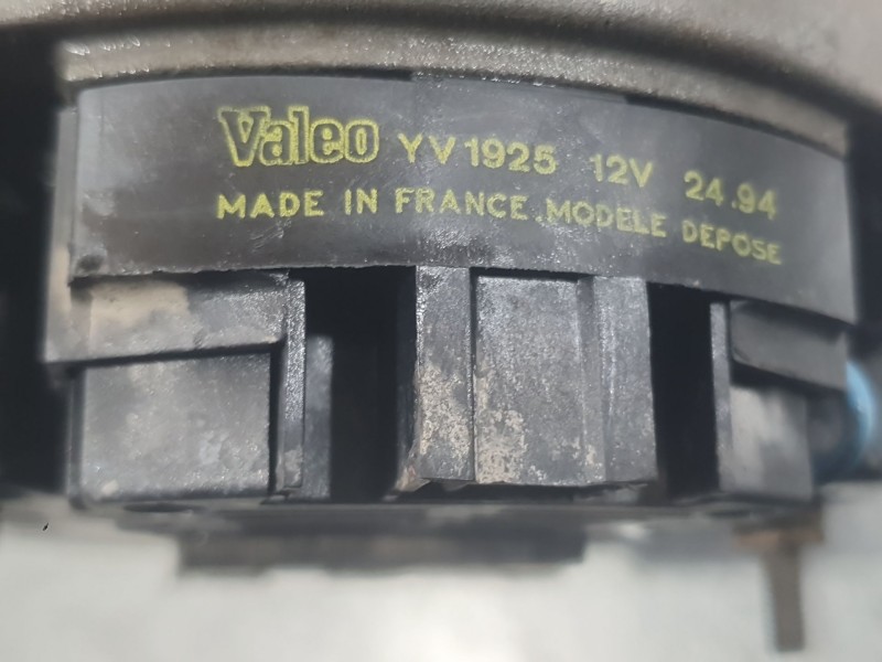 Recambio de alternador para peugeot 205 ii (20a/c) 1.1 referencia OEM IAM 2541722 A14N194 VALEO