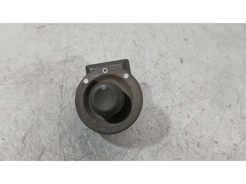 Recambio de mando retrovisor para fiat talento furgoneta (296_) 2.0 ecojet referencia OEM IAM 255704649R  