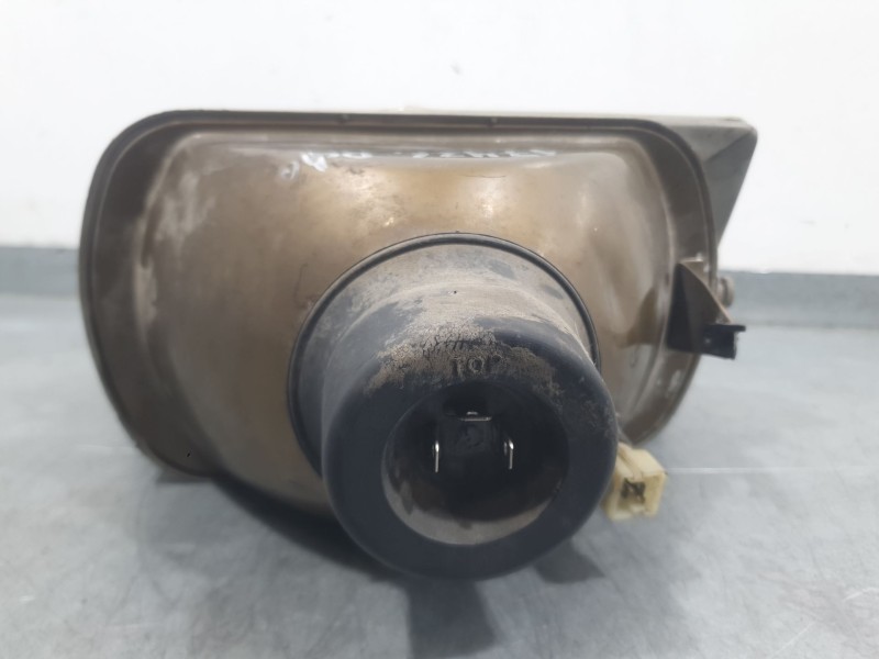 Recambio de faro derecho para peugeot 205 ii (20a/c) 1.1 referencia OEM IAM 6205A3  