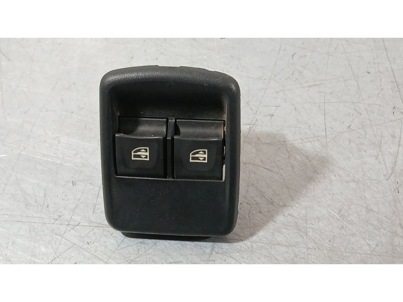 Recambio de mando elevalunas delantero izquierdo para fiat talento furgoneta (296_) 2.0 ecojet referencia OEM IAM 254118722R  