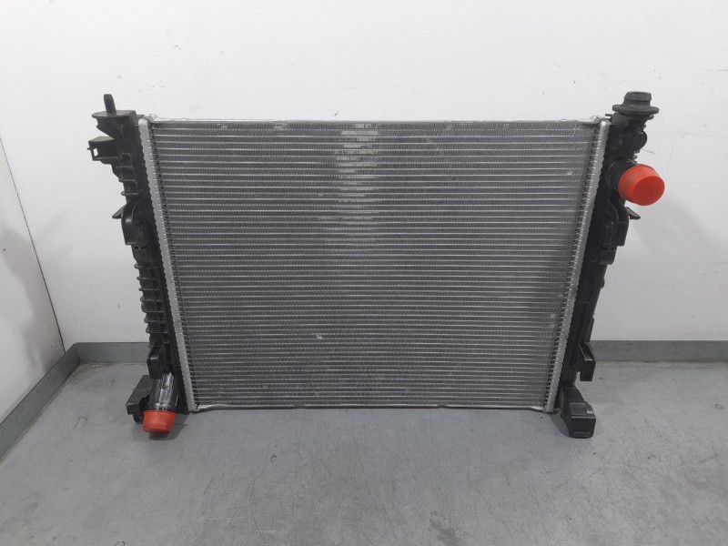 Recambio de radiador agua para dacia sandero iii 1.0 tce 100 eco-g referencia OEM IAM 214107347R T79957C VALEO