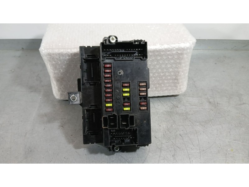 Recambio de caja reles / fusibles para citroën jumper iii furgoneta 2.2 bluehdi 120 referencia OEM IAM 46862934 SEVEL Y503441430