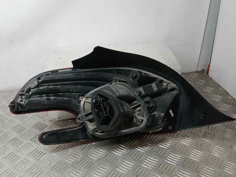 Recambio de piloto trasero derecho para peugeot 208 style referencia OEM IAM 9810430580  TOCADO