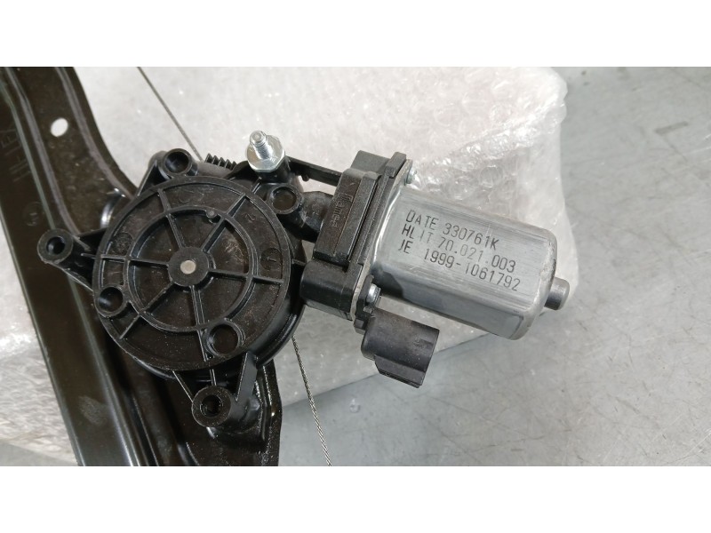 Recambio de elevalunas delantero izquierdo para citroën jumper iii furgoneta 2.2 bluehdi 120 referencia OEM IAM 1607706980 51894