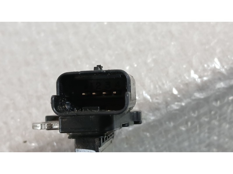 Recambio de caudalimetro para citroën jumper iii furgoneta 2.2 bluehdi 120 referencia OEM IAM 9677093080 HITACHI AFH50M27