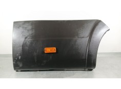 MOLDURAS TRASERAS 1317365070 LATERAL DERECHA ROZADA 