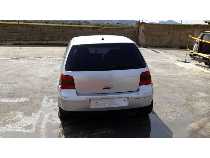 volkswagen golf iv (1j1) del año 2000