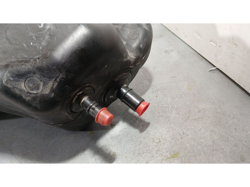 Recambio de deposito adblue para fiat ducato furgoneta (250_) 150 multijet 2,3 d referencia OEM IAM 1399904080  1395774080