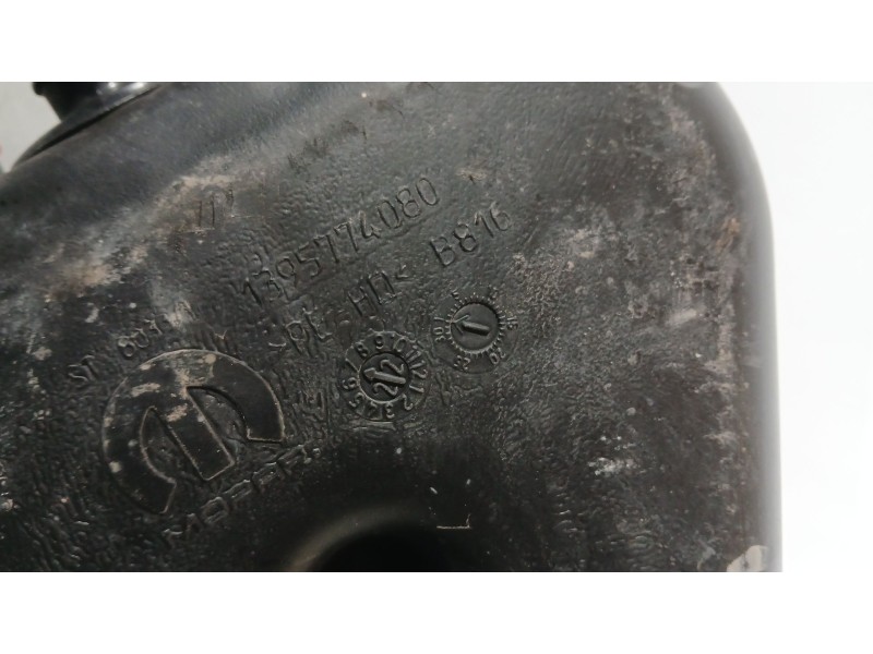 Recambio de deposito adblue para fiat ducato furgoneta (250_) 150 multijet 2,3 d referencia OEM IAM 1399904080  1395774080