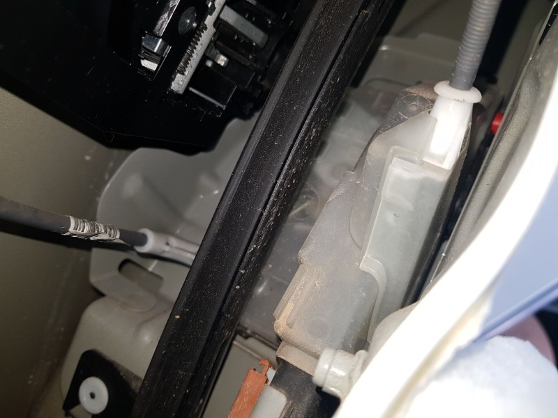 Recambio de cerradura puerta trasera derecha para peugeot 208 (p2) allure referencia OEM IAM 9829285280  