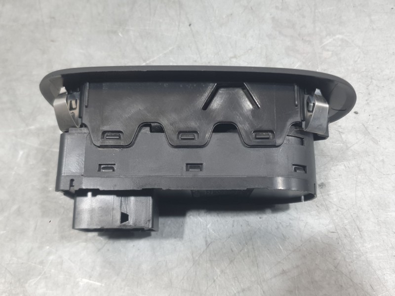 Recambio de mando elevalunas delantero izquierdo para fiat 500 e icon referencia OEM IAM 07357249090  C/ MANDO RETROVISOR