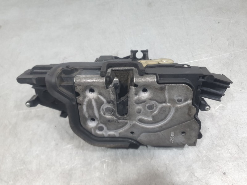 Recambio de cerradura puerta delantera izquierda para fiat 500e (332_) elektro 3+1 (fa1) referencia OEM IAM 52138078  