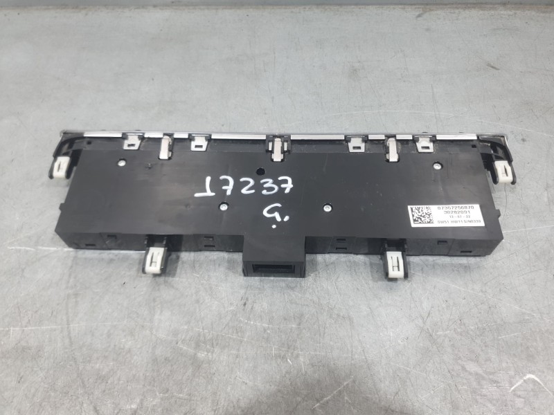 Recambio de mando climatizador para fiat 500e (332_) elektro 3+1 (fa1) referencia OEM IAM 7357256870  