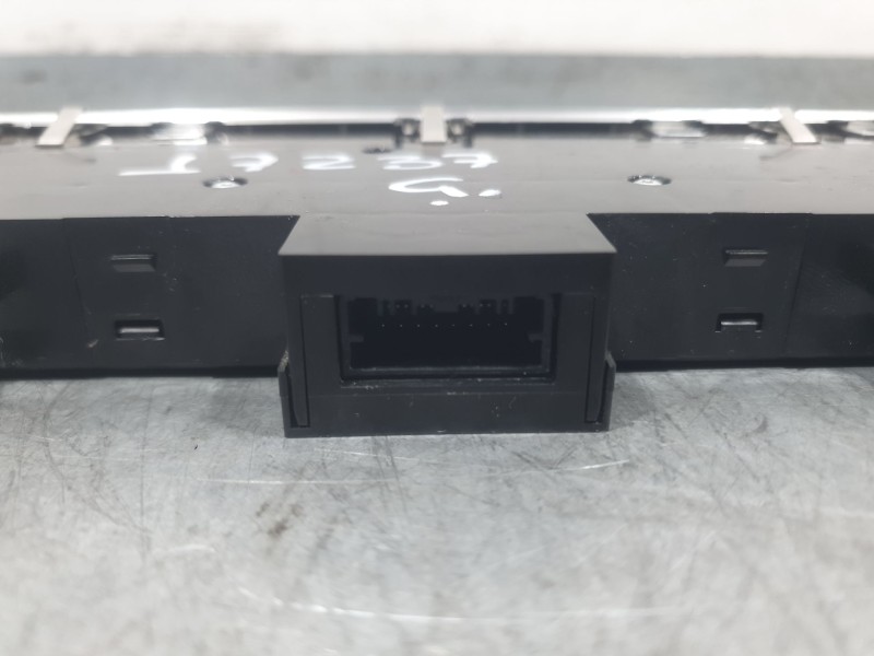 Recambio de mando climatizador para fiat 500e (332_) elektro 3+1 (fa1) referencia OEM IAM 7357256870  